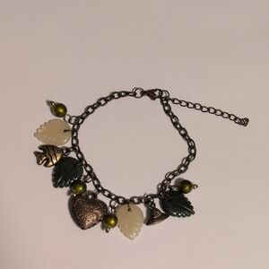 Vintage Style Leaf Heart Charm Bracelet Green & Gold Tone Nature Charm Bracelet